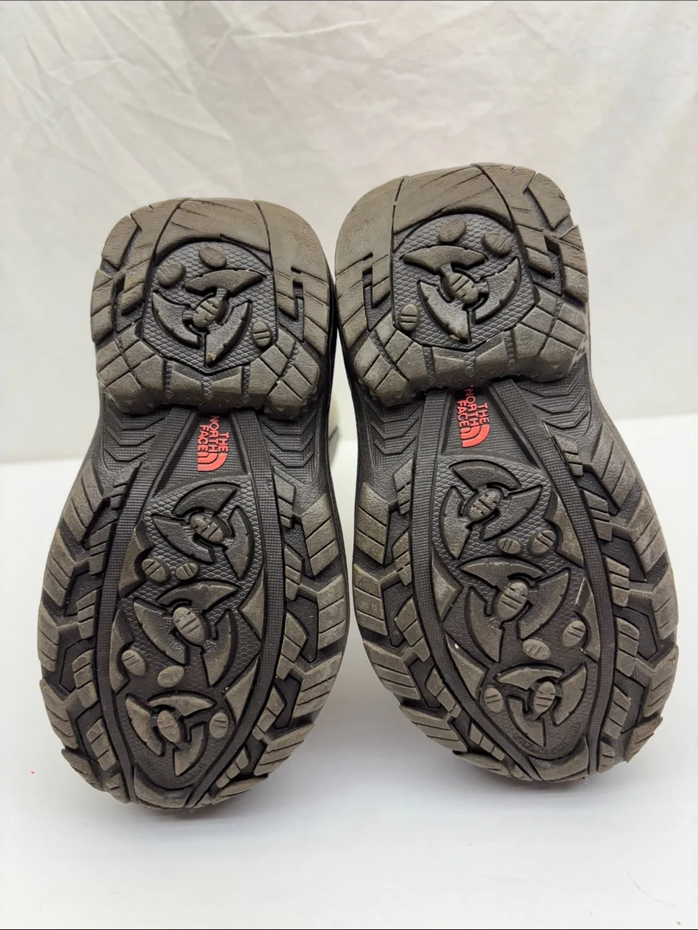 The North face waterproof boots, size 10 for toddler girl, box 74